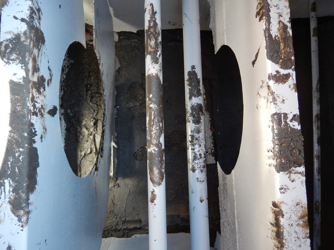 1997 CATERPILLAR D250E - Image 30